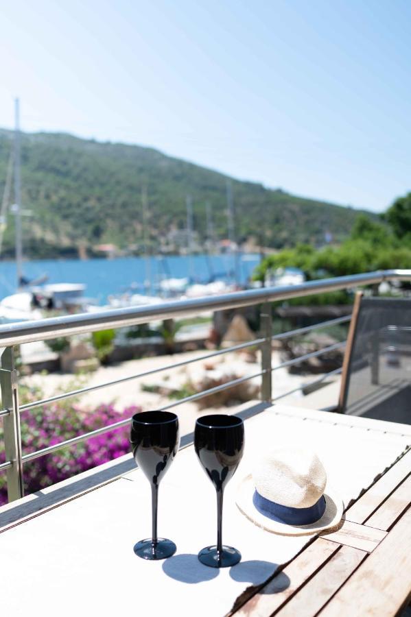 Anassa Porto Koufo Sea Front Suites Exteriör bild